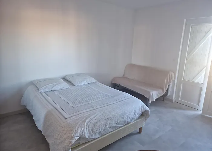 Joli Appartement Centre Saint-Raphael Piscine